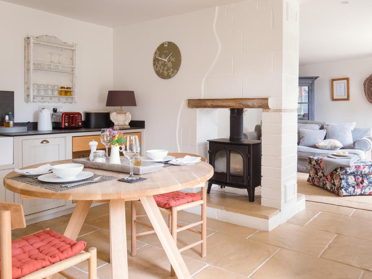 Apple Store Cottage Charlbury Exterior foto